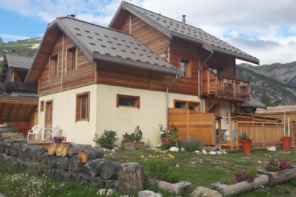 Névache Chalet T3 Duplex Neuf מראה חיצוני תמונה