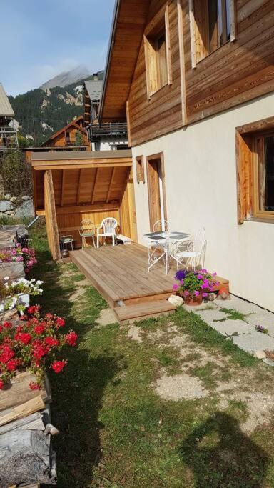 Névache Chalet T3 Duplex Neuf מראה חיצוני תמונה